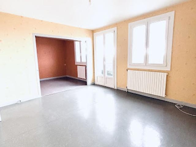 Vente Maison 5 pièces 98 m2 Pierrefort