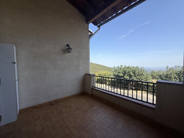 Vente Maison 5 pièces 99.72 m2 Montbolo