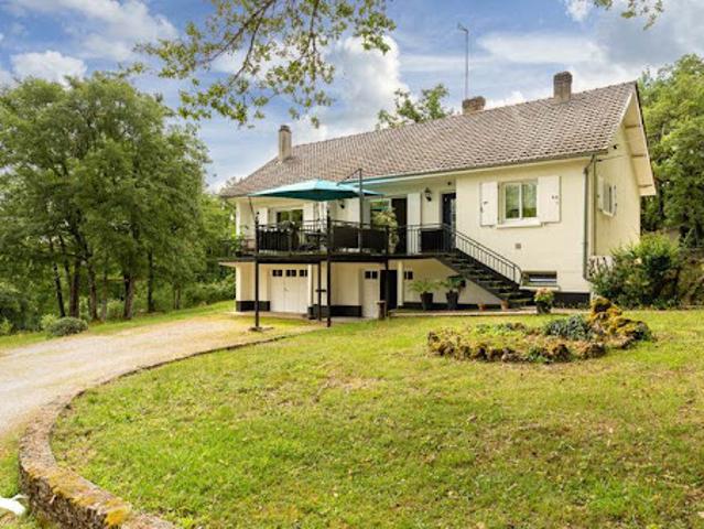 Vente Maison 5 pièces 99 m2 Cubjac Auvézère Val d'Ans