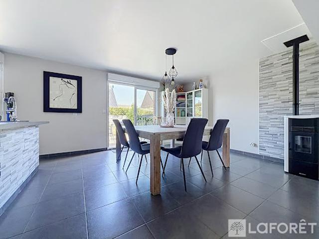 Vente Maison 5 pièces 99 m2 Estaires