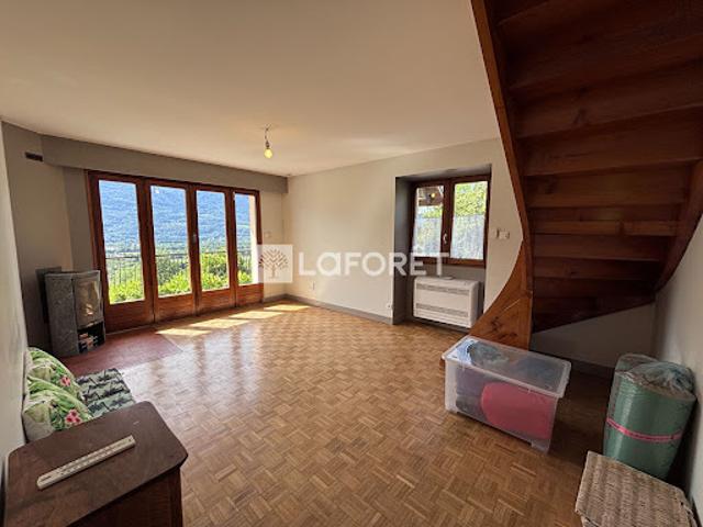 Vente Maison 5 pièces 99 m2 Mercury