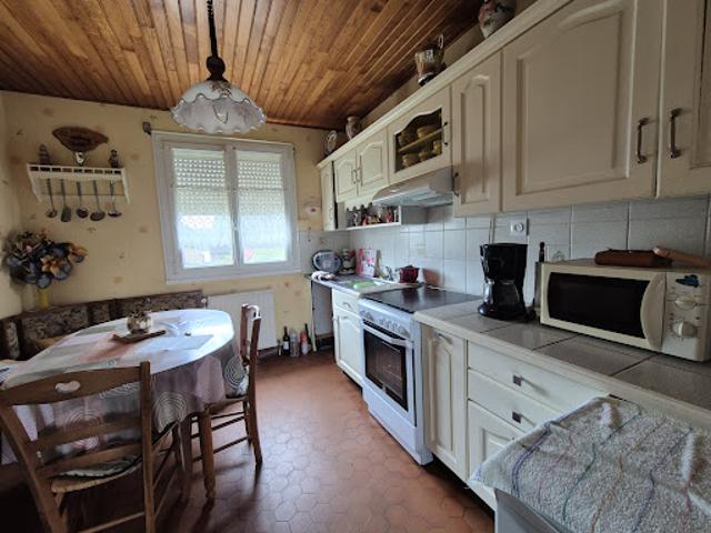 Vente Maison 5 pièces 99 m2 Saint Gilles Vieux Marché