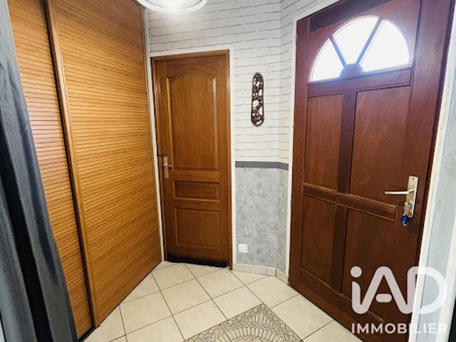 Vente Maison 5 pièces 99 m2 Saint Hilaire du Harcouët