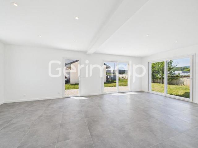 Vente Maison 5 pièces + cuisine 130 m² 535 000