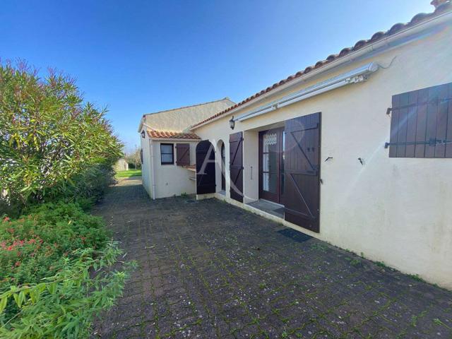 Vente maison 5 pièces Barbâtre 85