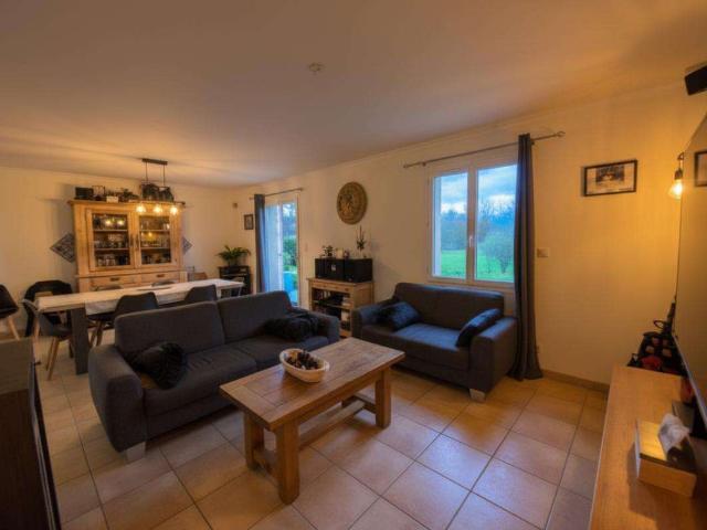Vente maison 5 pièces Gémozac 17