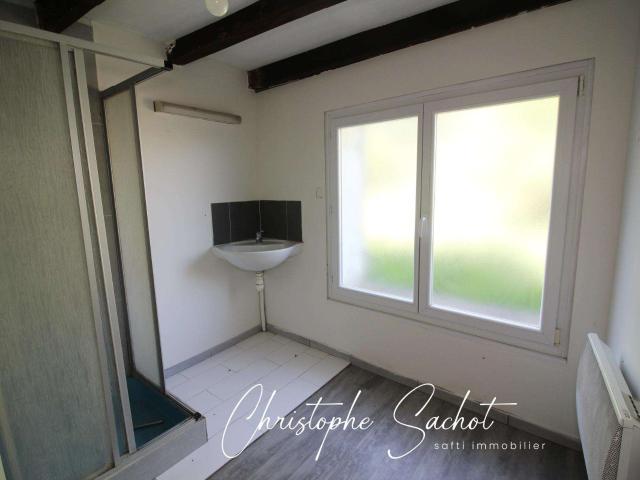 Vente maison 5 pièces Doeuil sur le Mignon 17