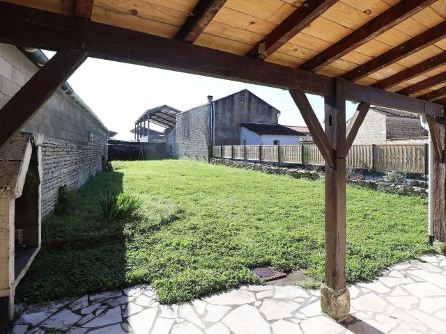 Vente maison 5 pièces Loubillé 79