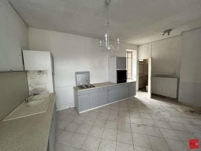 Vente maison 5 pièces La Bazouge des Alleux 53