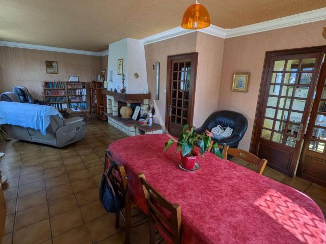 Vente maison 5 pièces La Roche Sur Yon Le Bourg Sous La Roche 85