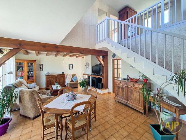 Vente maison 5 pièces Montaigu 85