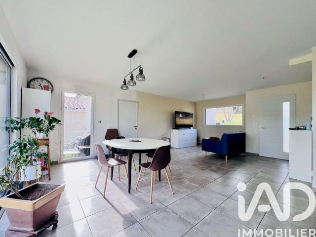 Vente maison 5 pièces Saint Clément les Places 69