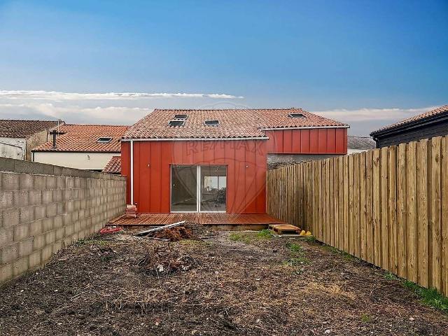 Vente maison 5 pièces Saint Étienne de Mer Morte 44