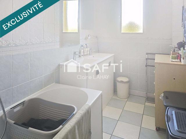 Vente maison 5 pièces Saint Jean du Bois 72