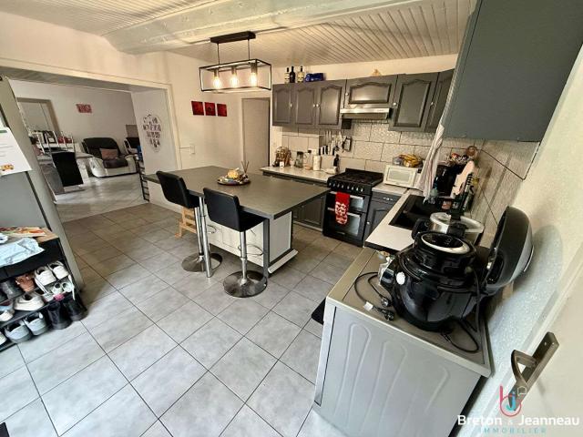 Vente maison 5 pièces Saint Jean sur Erve 53