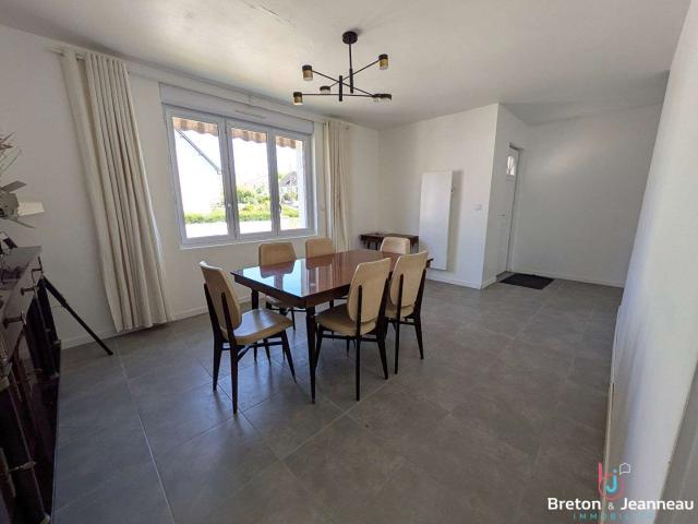Vente maison 5 pièces Sainte Suzanne 53