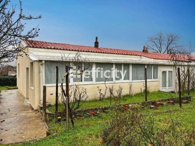 Vente maison 5 pièces Saintes 17