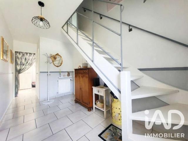 Vente maison 5 pièces Prix lès Mézières 08