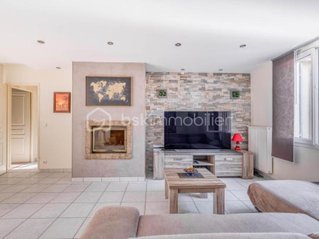 Vente Maison 6 pièces 137 m2 Roissy en Brie