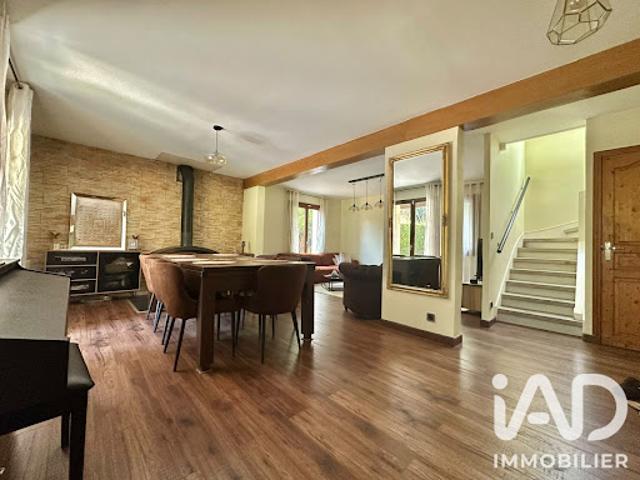 Vente Maison 6 pièces 104 m2 Herouville saint clair