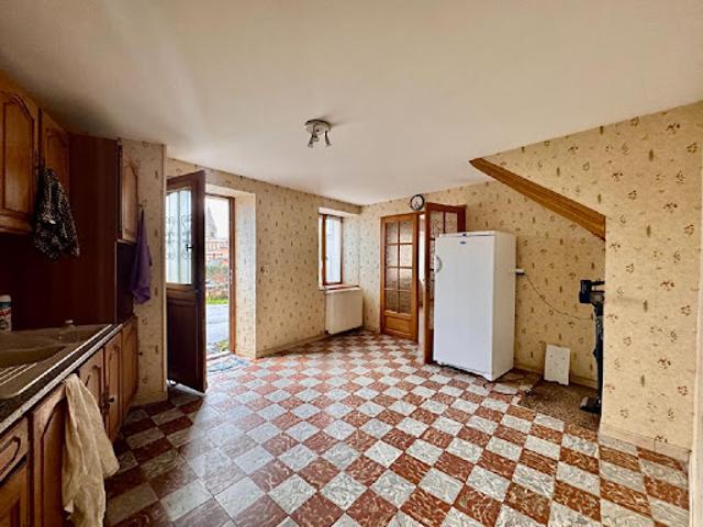 Vente Maison 6 pièces 104 m2 Saint leger sous la bussiere