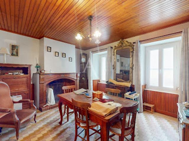 Vente Maison 6 pièces 104 m2 Saissac