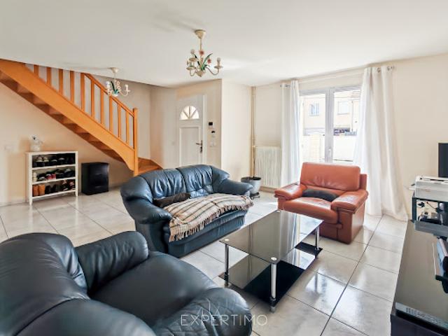 Vente Maison 6 pièces 105 m2 Roissy en Brie