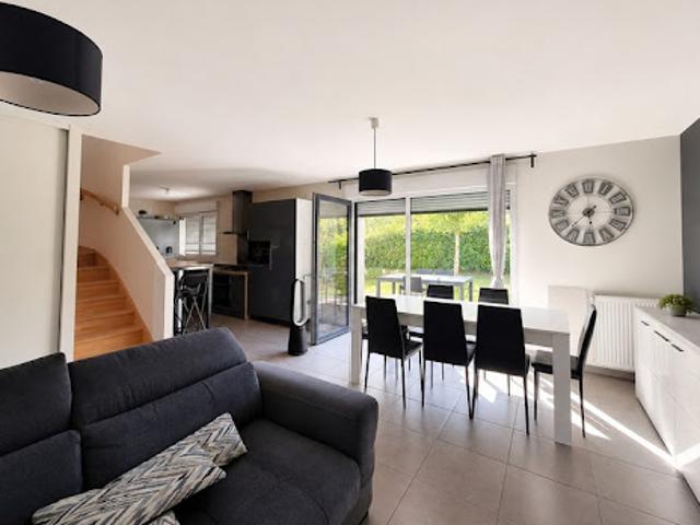 Vente Maison 6 pièces 105 m2 Saint Berthevin