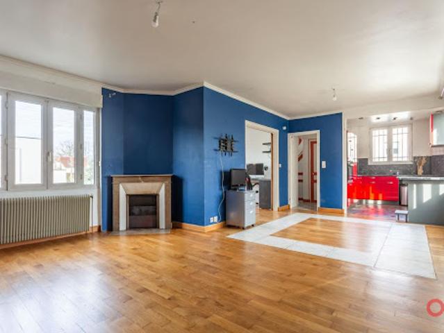 Vente Maison 6 pièces 105 m2 Sainte genevieve des bois