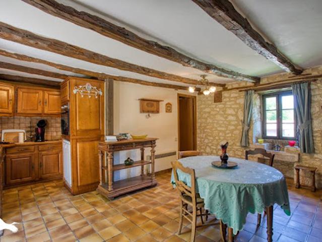 Vente Maison 6 pièces 105 m2 Salignac Eyvigues