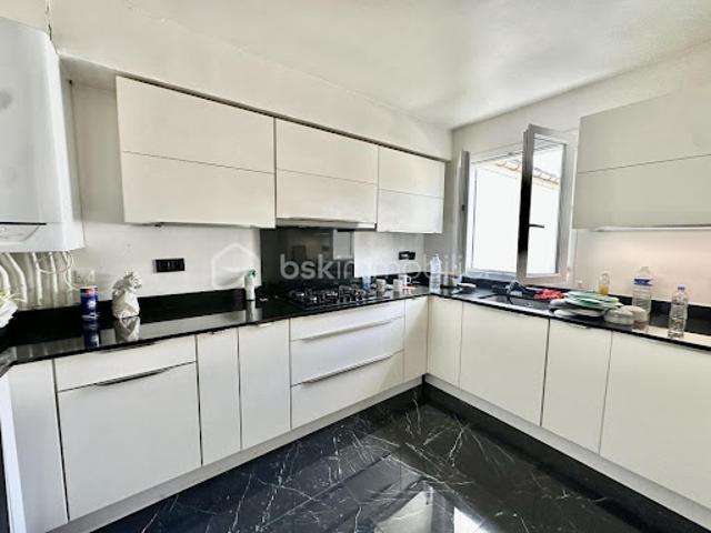 Vente Maison 6 pièces 106 m2 Massy