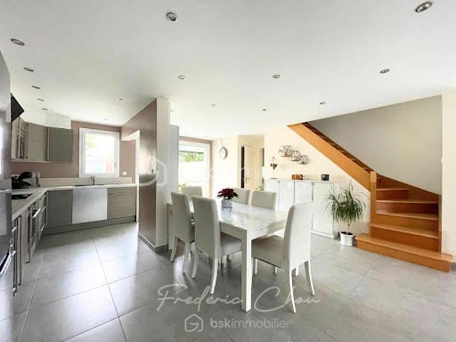 Vente Maison 6 pièces 107.74 m2 Torcy