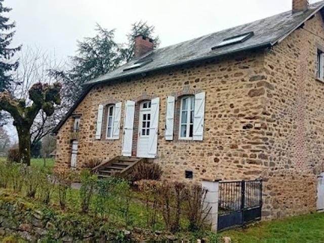 Vente Maison 6 pièces 90 m2 Condat sur Ganaveix