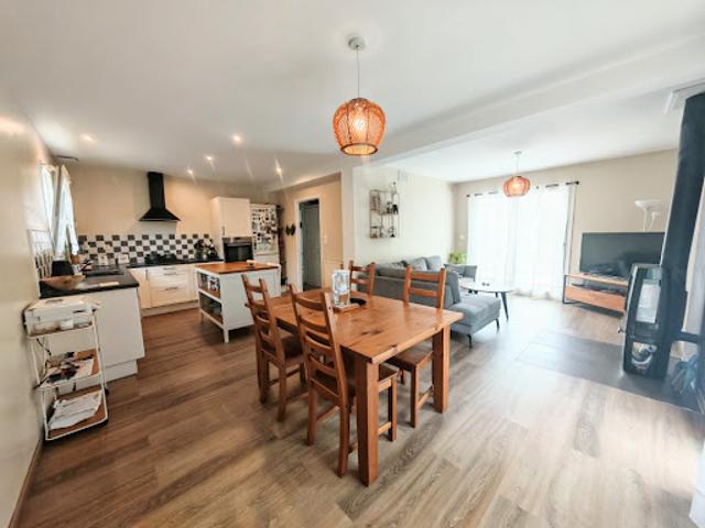 Vente Maison 6 pièces 108 m2 Saint Martin de Fontenay