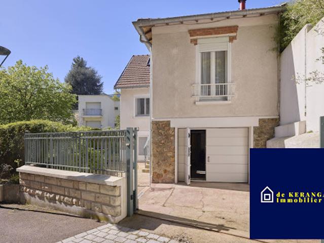 Vente Maison 6 pièces 108.6 m2 Le Plessis Robinson