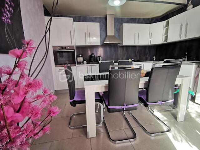Vente Maison 6 pièces 109 m2 Livet et Gavet
