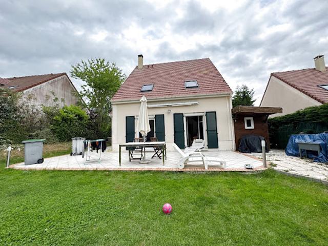 Vente Maison 6 pièces 109 m2 Saint Witz