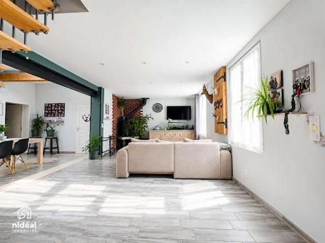 Vente Maison 6 pièces 100 m2 Beaulieu les Fontaines