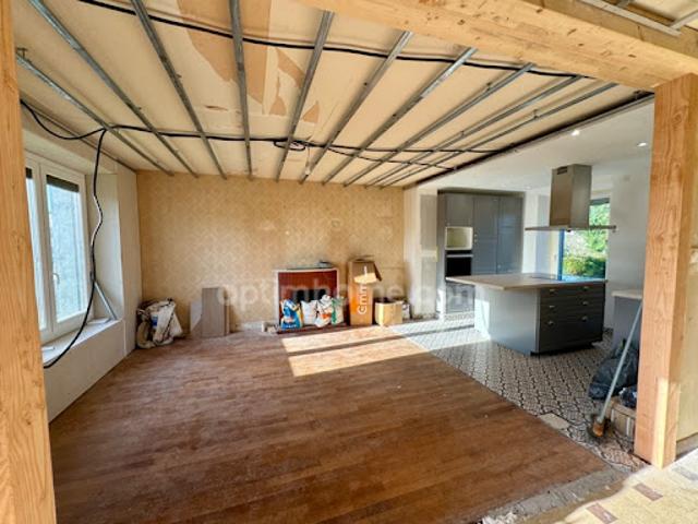 Vente Maison 6 pièces 100 m2 Saint Sulpice les Feuilles