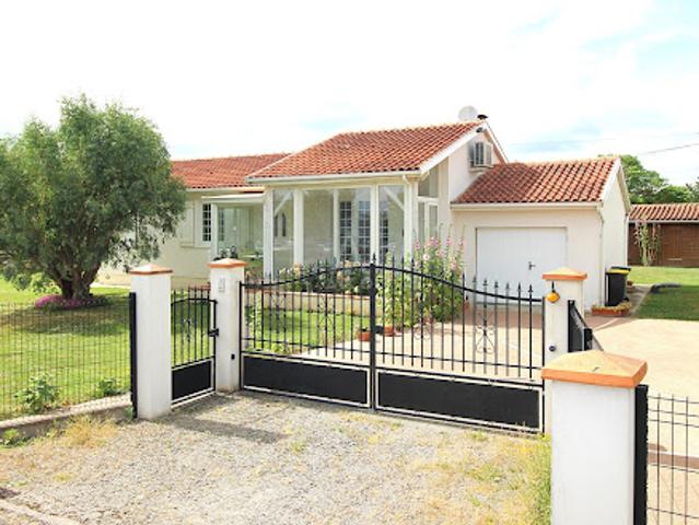 Vente Maison 6 pièces 100 m2 Valence D Agen