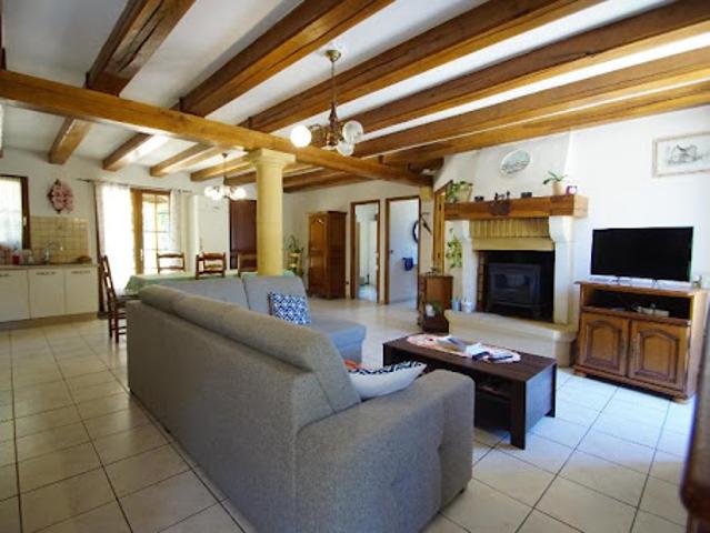 Vente Maison 6 pièces 100 m2 Vitrac