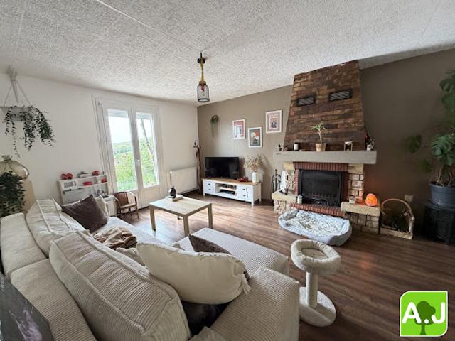 Vente Maison 6 pièces 101 m2 Ezy sur Eure