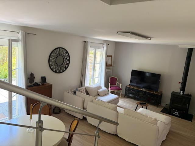 Vente Maison 6 pièces 101 m2 Saintry sur Seine