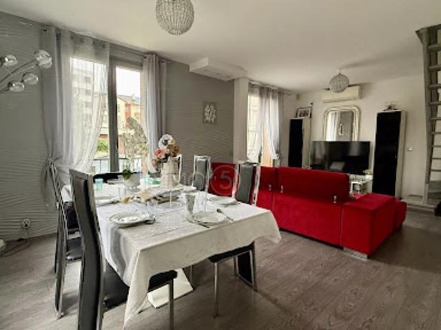 Vente Maison 6 pièces 101 m2 Villemomble