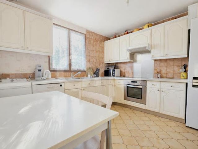 Vente Maison 6 pièces 120 m2 Chennevieres sur marne