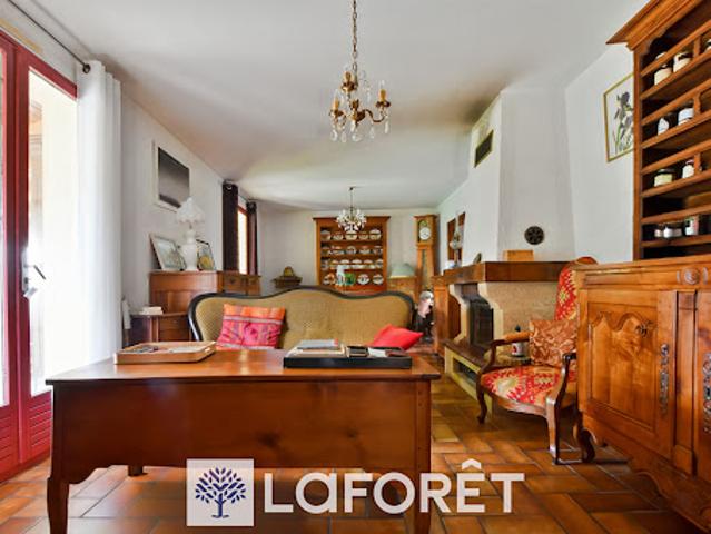 Vente Maison 6 pièces 114 m2 Saint Fort sur Gironde