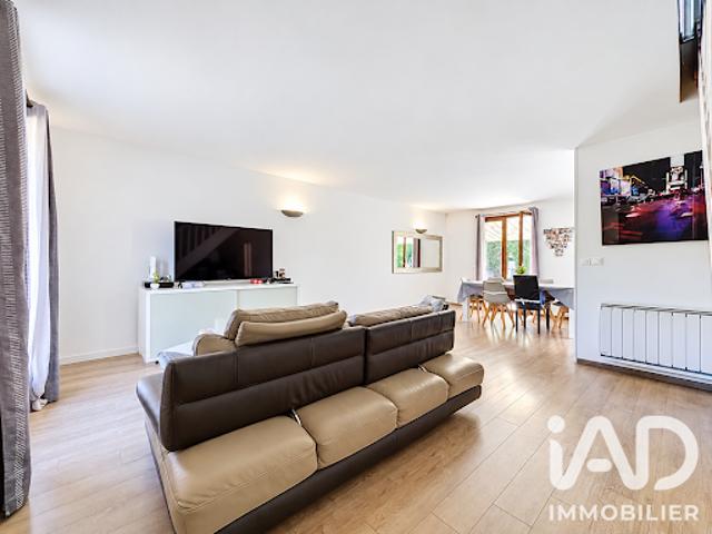 Vente Maison 6 pièces 115 m2 Ozoir la ferriere
