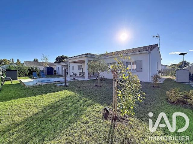 Vente Maison 6 pièces 117 m2 Roquefort