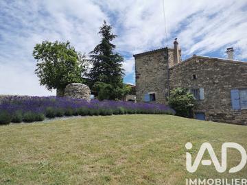 Vente Maison 6 pièces 115 m2 Saint Barthélemy le Plain