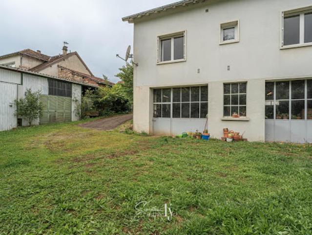 Vente Maison 6 pièces 115 m2 Saint Priest Ligoure